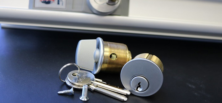 Commercial Lock Installation Strawberry