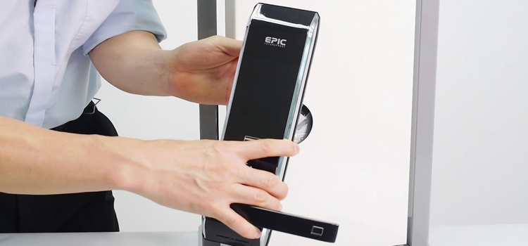 Digital Lock Installation Strawberry